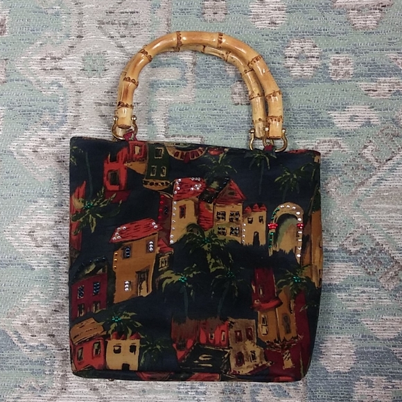 Tidy Cityscape Bamboo Handbag - Picture 9 of 11